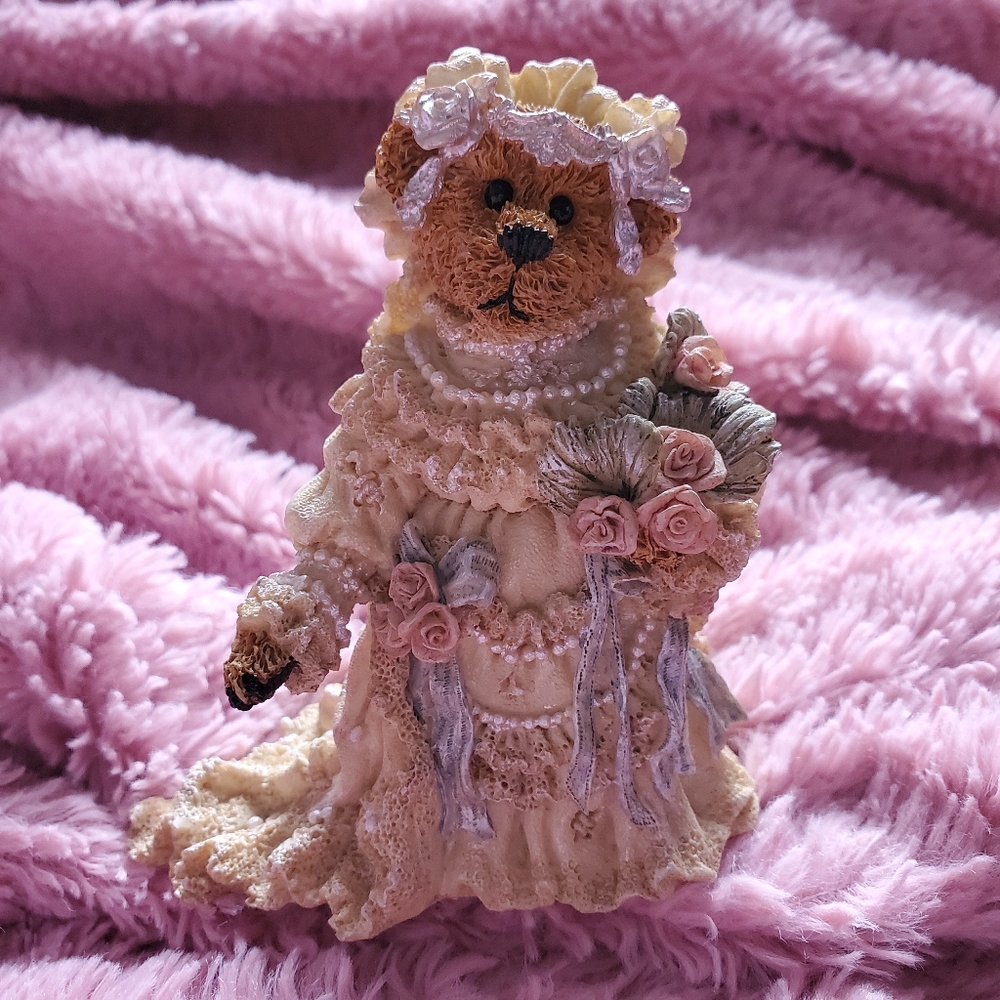 Boyds Bears - Bailey the Bride